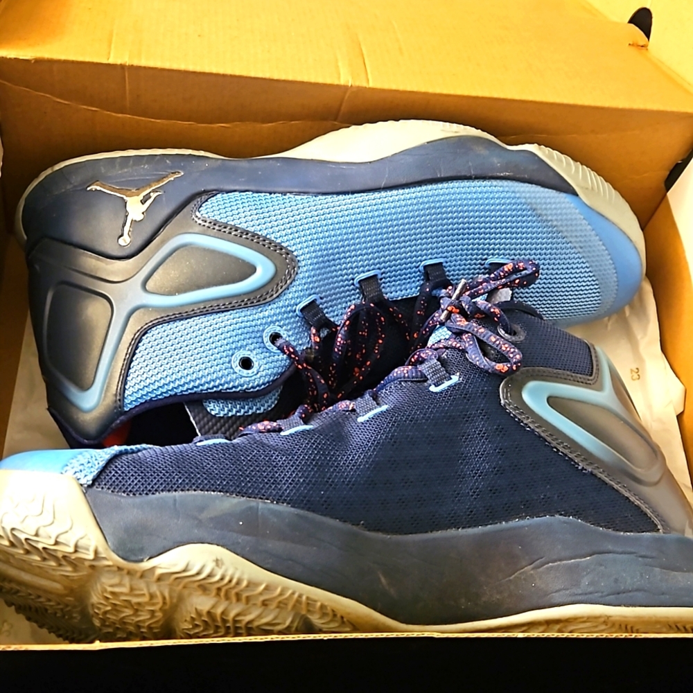 Jordan Melo M12's